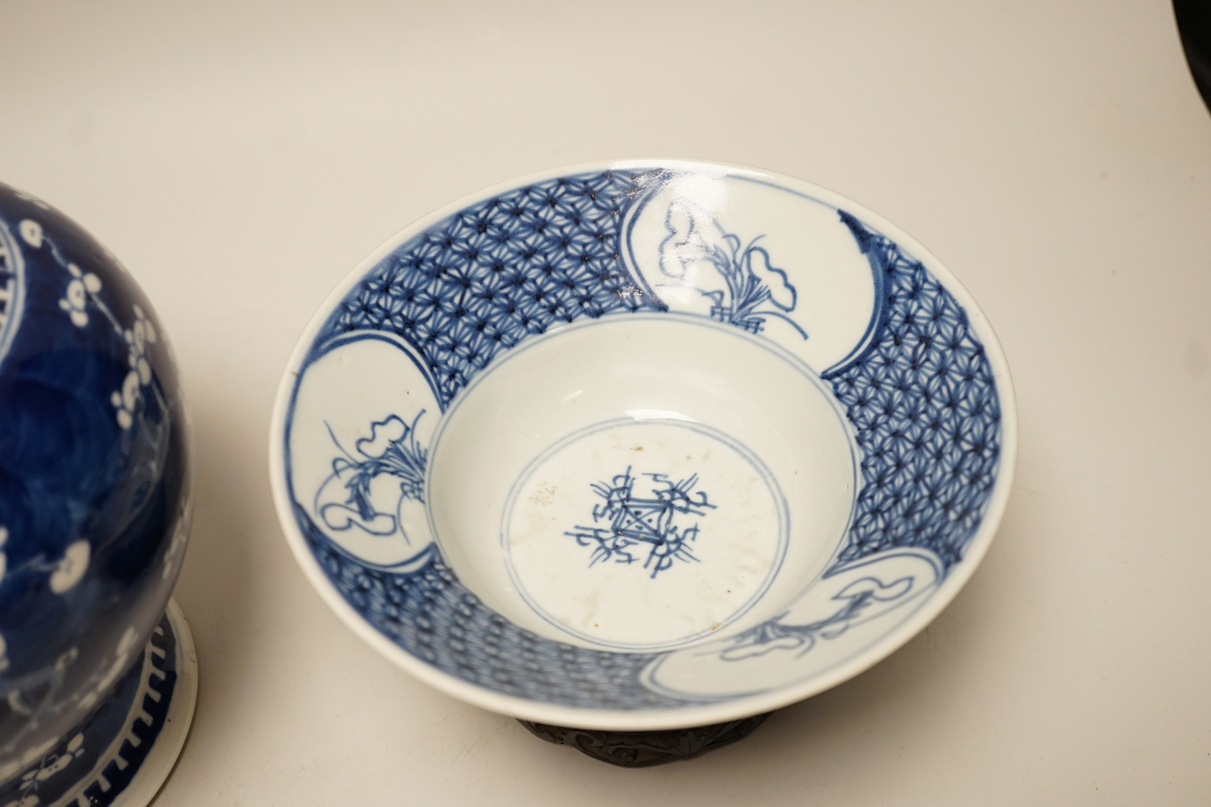 A 19th century Chinese blue and white bowl and Chinese prunus baluster jar, 19.5cm high